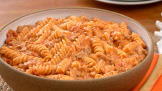 macarrao-cremoso-na-panela-de-pressao-1024x494