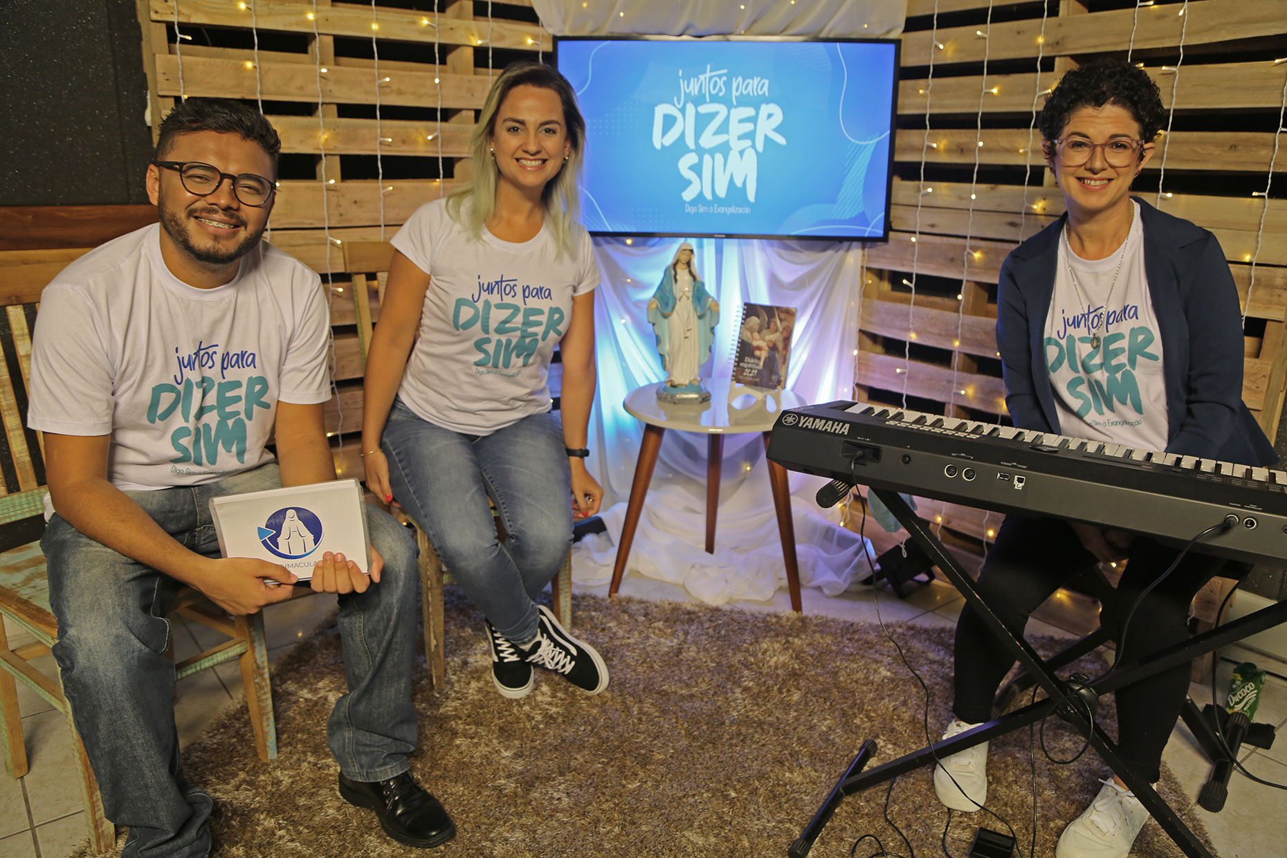 Juntos para Dizer Sim: Valdo Rocha, Daiane Oliveira e a cantora Karina Giugliane
